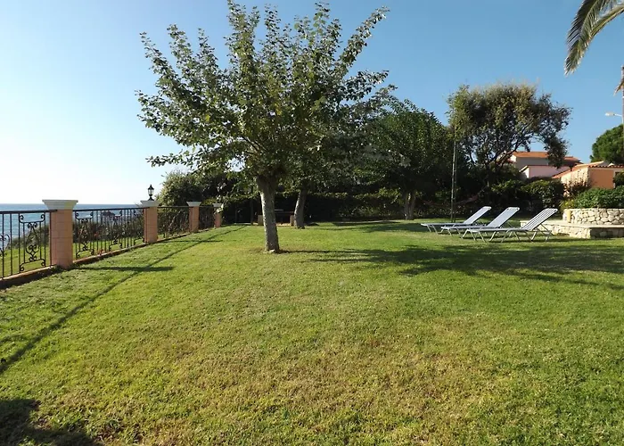 Villa Corfu Memos